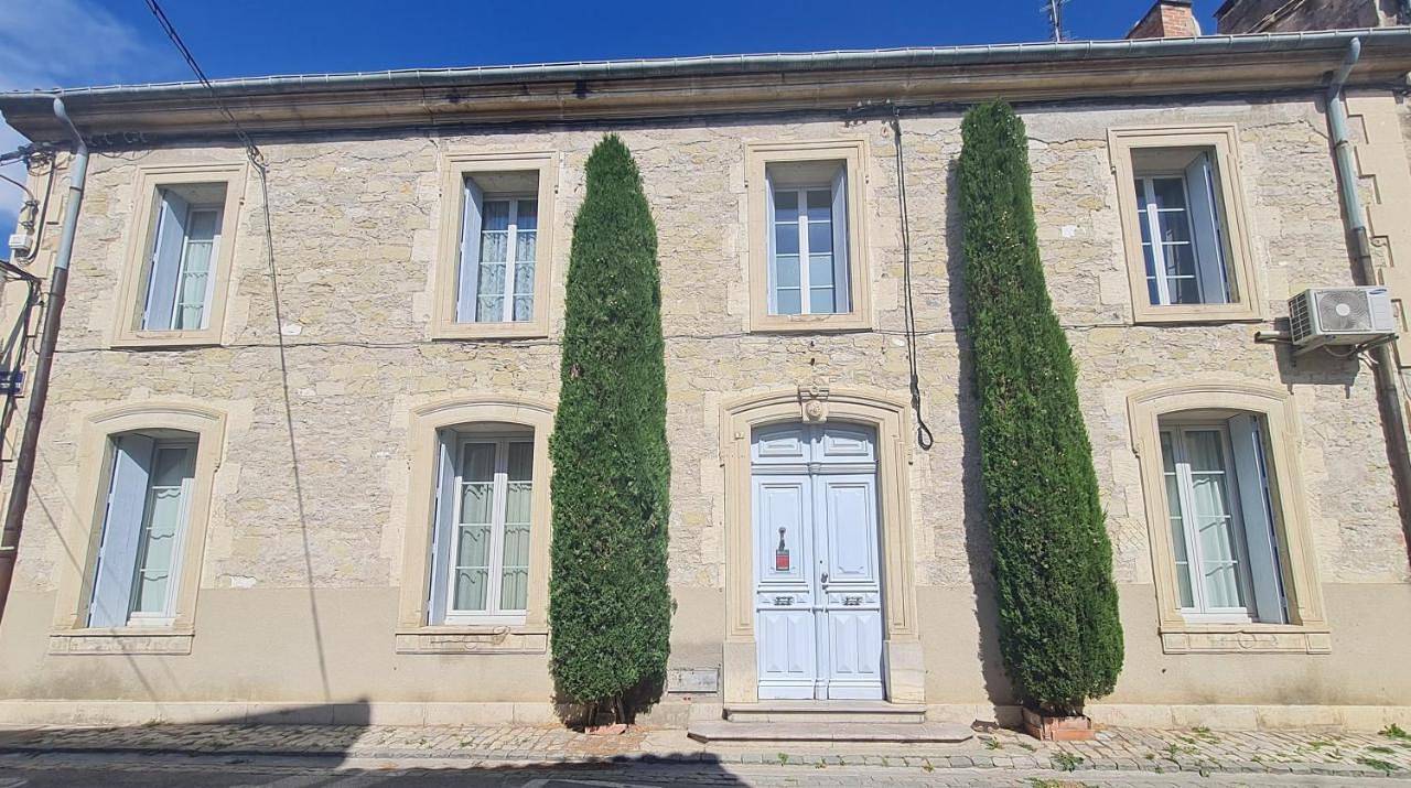 Double Room with Private Bathroom in Marsillargues, Côte méditerranéenne (France)