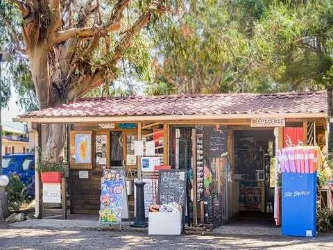 Mobilhome pour 4 Personnes in Saint-Florent, Région de Calvi