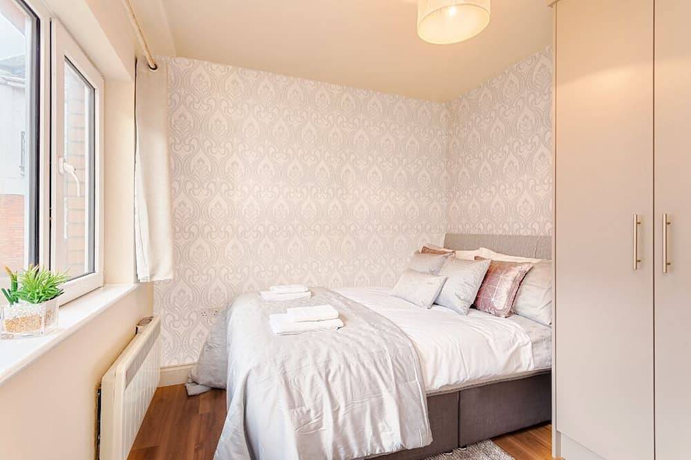 Town Square Townhouse - Best Location in Eyre Square, Galway