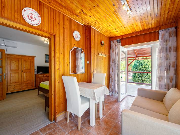 Ferienhaus für 4 Personen, mit Garten und Terrasse in Zamardi - 4