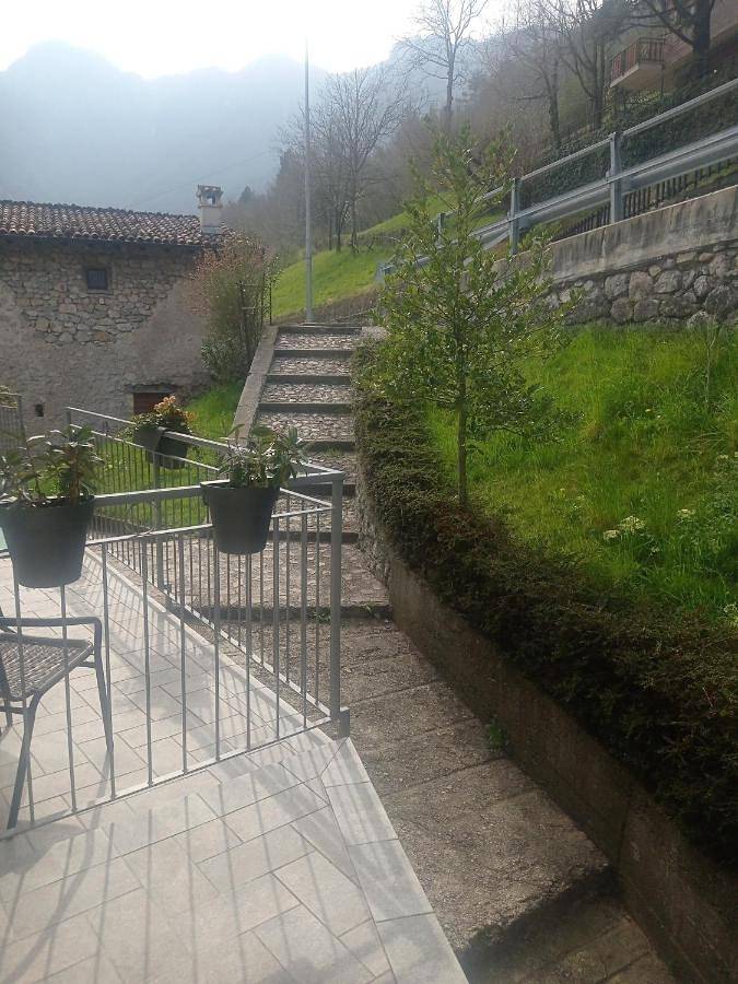 Location de vacances pour 2 personnes, avec vue et terrasse à San Pellegrino Terme - 4