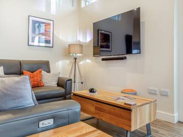 Glamping for 4 People in Highlands, Scotland, Photo 3