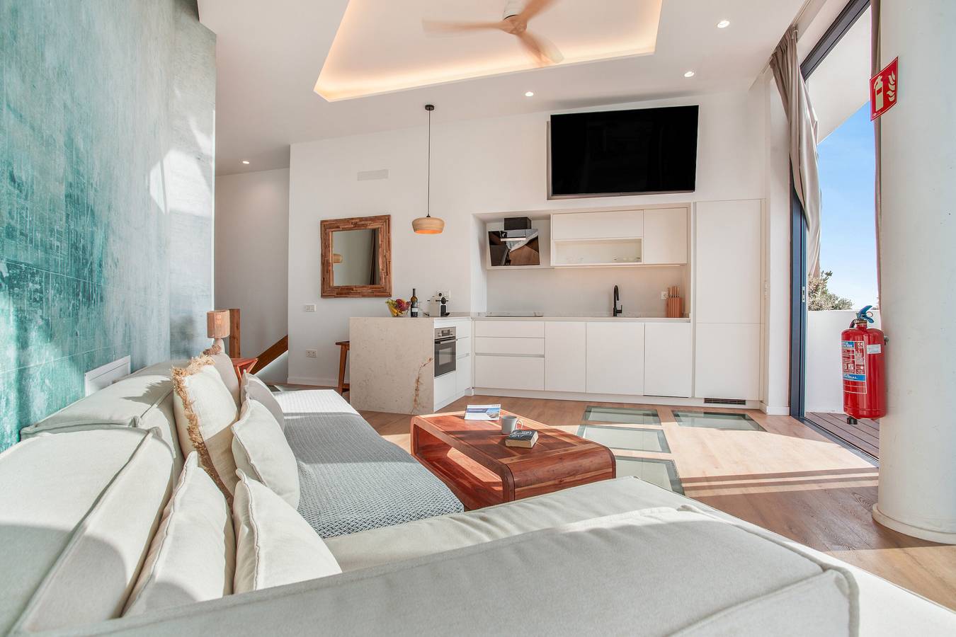 Appartement entier, Appartement de Vacances 'Maar Suites Cotillo 1 - Face à la Mer' avec Vue sur Mer, Terrasse Privée et Wi-Fi in Playa Los Lagos, La Oliva