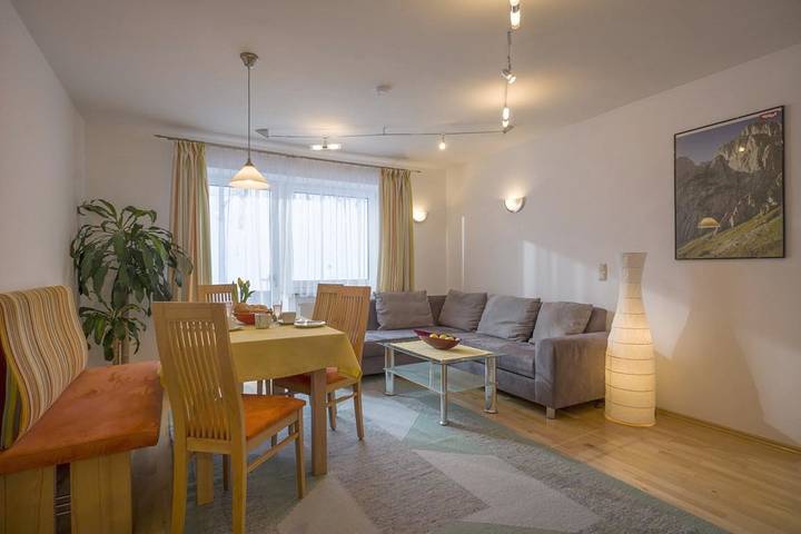 Bauernhaus für 4 Personen, mit Garten und Terrasse sowie Seeblick, mit Haustier in Tirol - 2