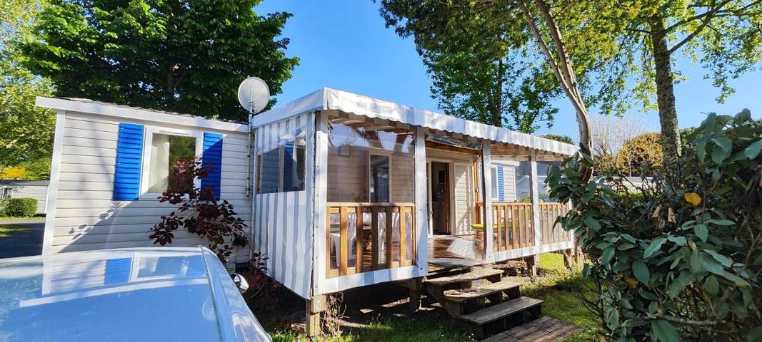 Parc de vacances pour 8 personnes, avec jacuzzi et jardin ainsi que bassin pour enfant et piscine à Gastes - 3