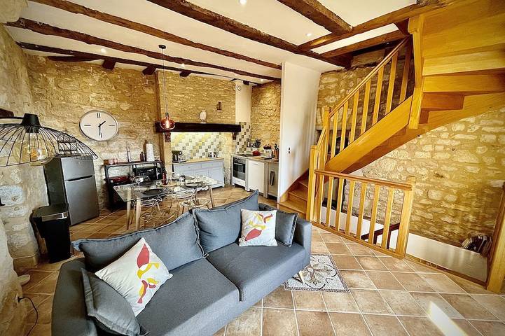 Maison de vacances pour 4 personnes, avec terrasse à Cénac-et-Saint-Julien