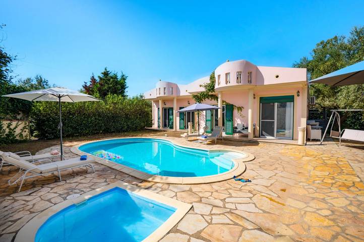 Villa pour 7 personnes, avec Terrasse ainsi que Jardin et Vue