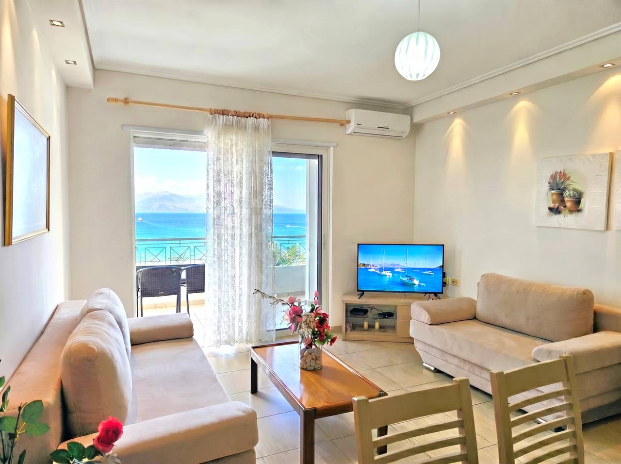Ganze Wohnung, Ferienwohnung für 5 Personen mit Balkon in Sarandë, Vlorë