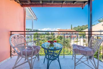 Gîte pour 4 personnes, avec jardin et balcon, animaux acceptés dans Kassiopi