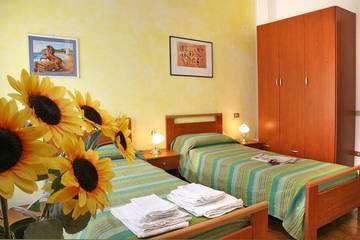 Appartement voor 5 Personen in Lazise, Garda Bergen, Afbeelding 1