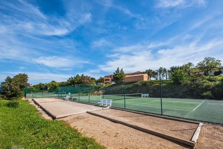 Gîte pour 6 personnes, avec Piscine à Roquebrune-sur-Argens - 4