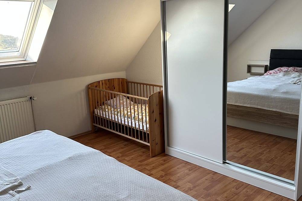 Ganze Wohnung, Ferienwohnung Haren /Ems für bis zu 6 Personen in Schloss Dankern, Haren (Ems)