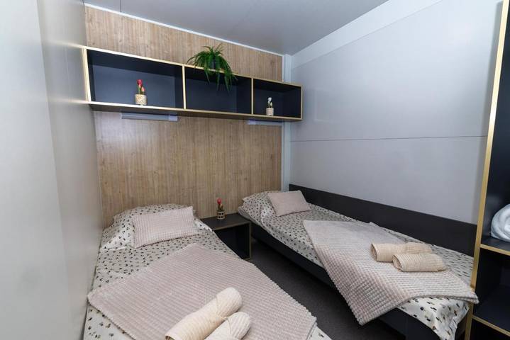 Camping pour 5 personnes, avec terrasse, animaux acceptés à Pakoštane - 3