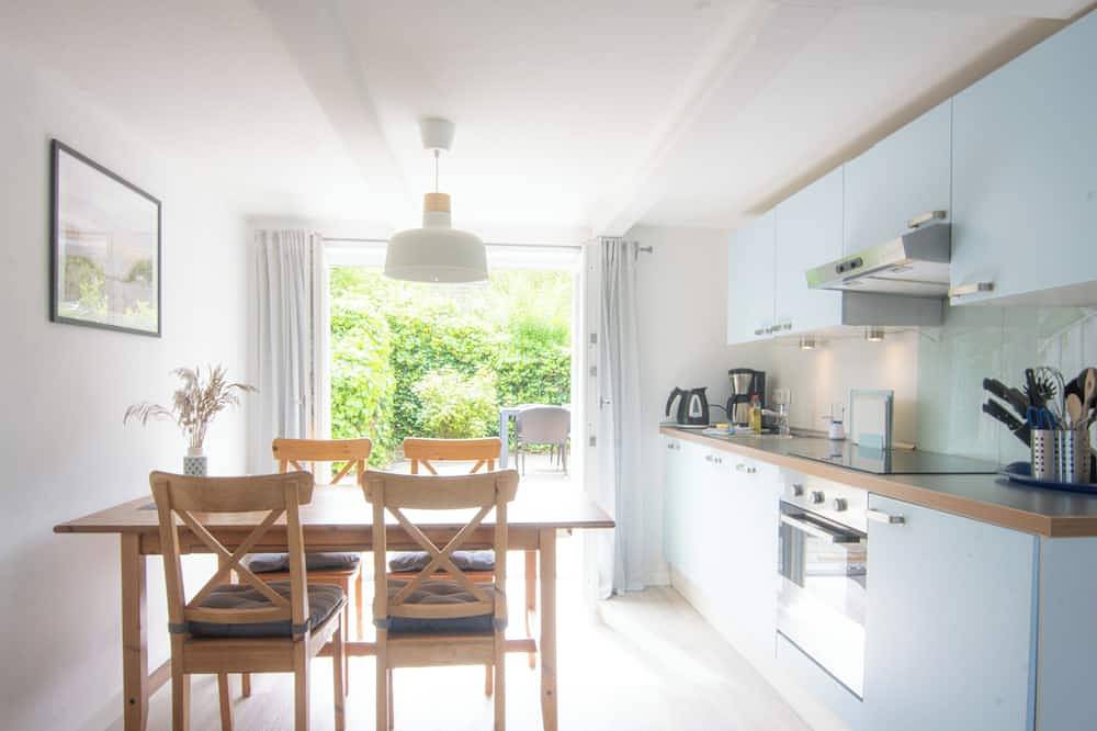 Gemütliches Ferienhaus mit eigenem Garten und Blick auf den Deich in Stinteck, Westerdeichstrich