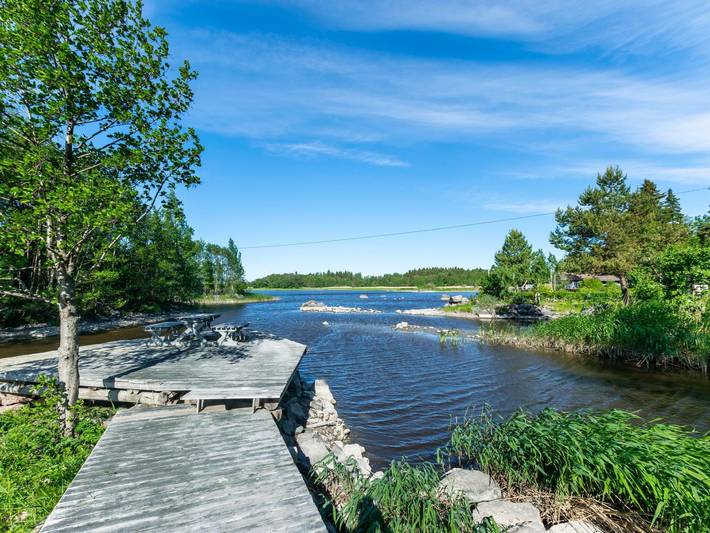 Lampaluodon punainen tupa in Satakunta