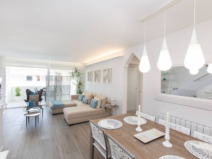 Gîte pour 6 personnes, avec jardin et vue ainsi que terrasse et bassin pour enfant à Pals - 4