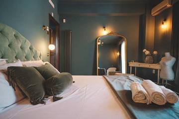 Villa for 26 Guests in Rome, Rome Province, Picture 2