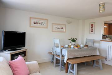 Cottage for 5 People in Bigbury on Sea, Devon, Photo 4