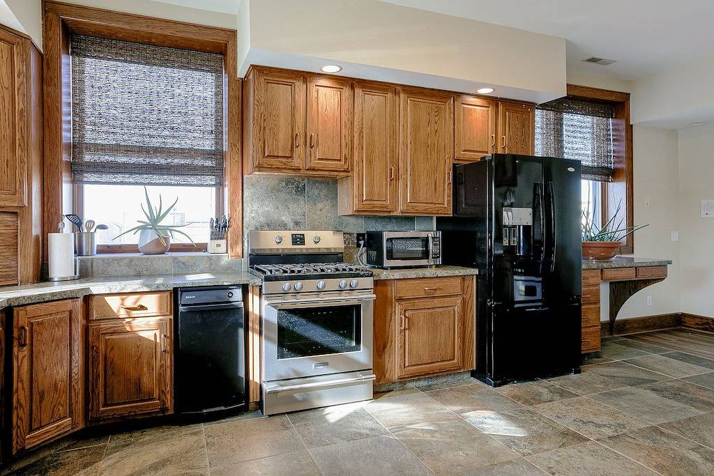 Ganze Wohnung, Hagenow Suite 3500 qm Ft Executive Suite in Lancaster County (NE)