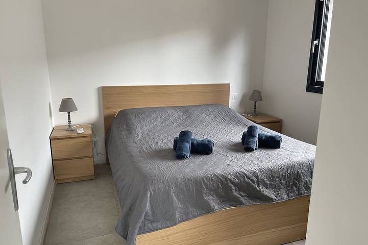 Villa pour 4 personnes, avec jacuzzi et jardin dans Cala Rossa - 2