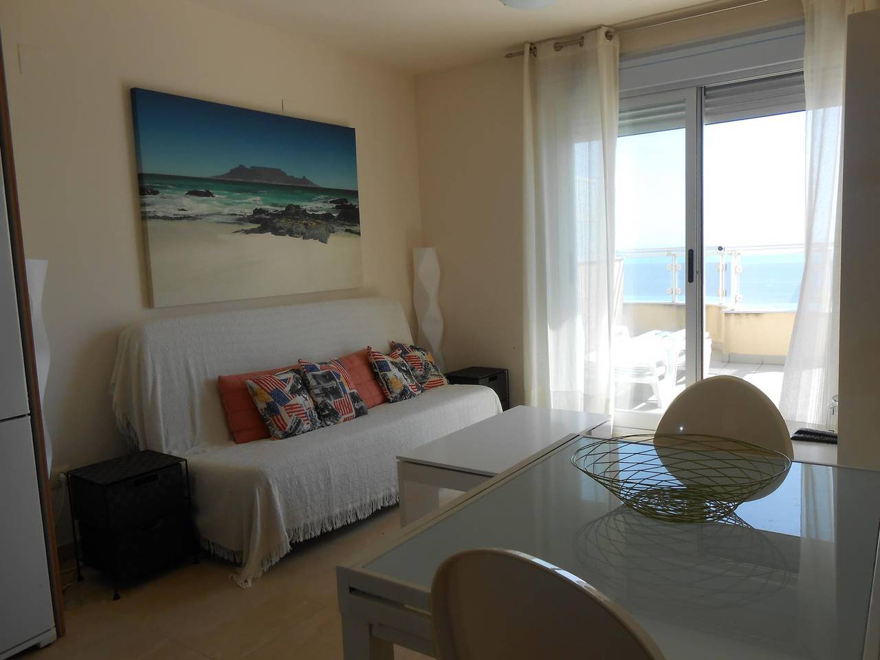 Entire apartment, Penthouse in Peñiscola with Terrace and Sea Views in Peñiscola, Costa del Azahar