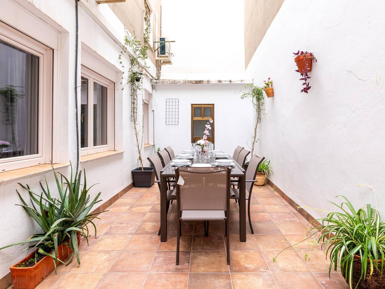 Ganze Ferienwohnung, Ferienwohnung für 8 Personen mit Terrasse in Casco Antiguo, Sevilla