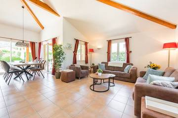 Villa pour 8 Personnes dans Vallon-Pont-d'Arc, Ardèche, Photo 4