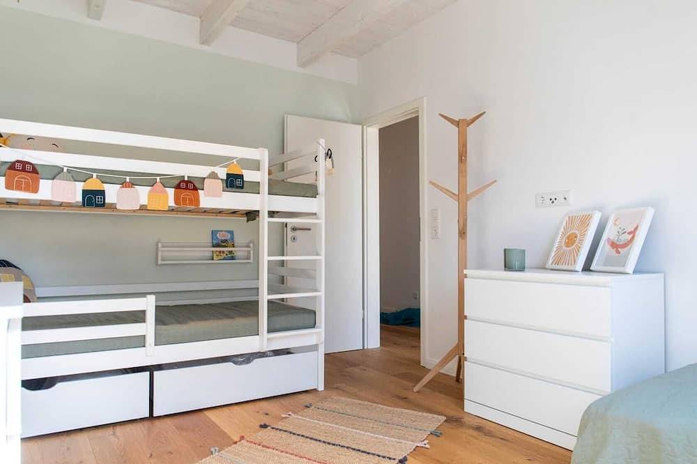Ganze Wohnung, Beneke – Ferienwohnung im Gulfhof in Rysum bei Greetsiel, 85 m²/6 Pers. in Rysum, Krummhörn