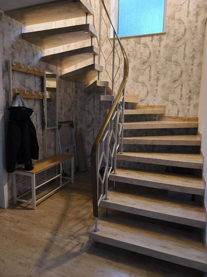 Location de vacances pour 6 personnes, avec jacuzzi ainsi que piscine et terrasse à Haßloch - 2