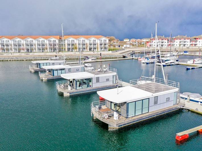 Boot für 7 Personen, mit Ausblick und Seeblick sowie Terrasse, kinderfreundlich in der Mecklenburger Bucht - 2