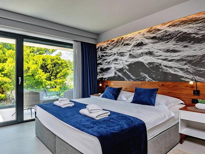 Villa pour 8 personnes, avec sauna et jardin ainsi que piscine et balcon à Promajna - 4