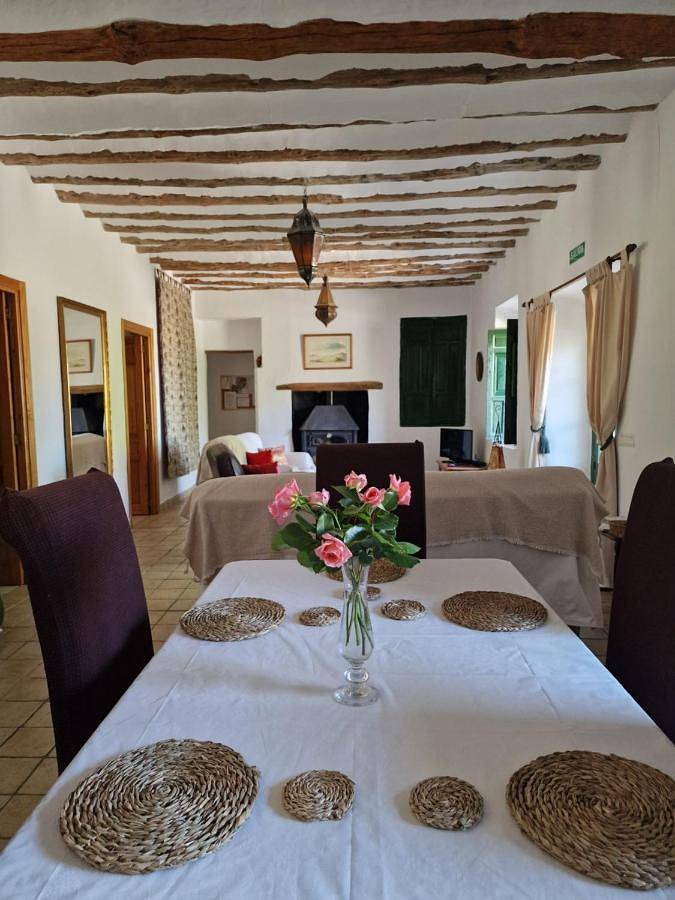 Casa rural para 6 personas, con Terraza y Jardín además de Piscina y Vistas en Chirivel - 2