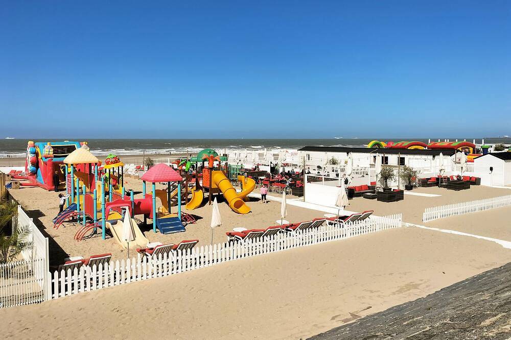 Entire apartment, Gorgeous apartment in Blankenberge in Blankenberge, Belgian Coast