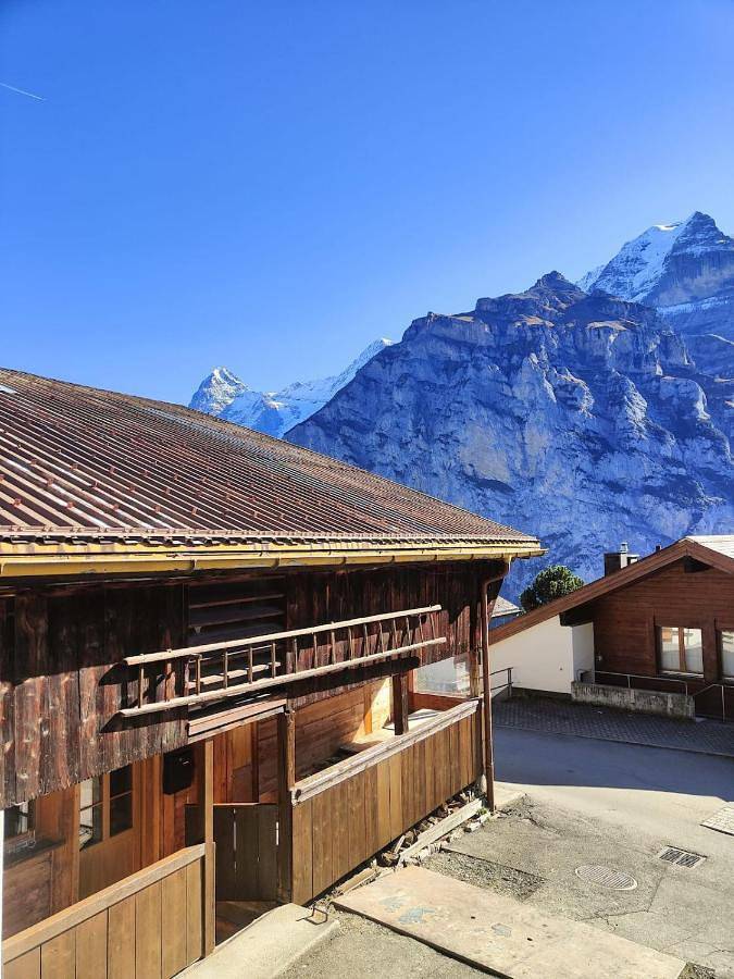Renovated traditional chalet in car-free Mürren in Lauterbrunnen, Verwaltungskreis Interlaken-Oberhasli