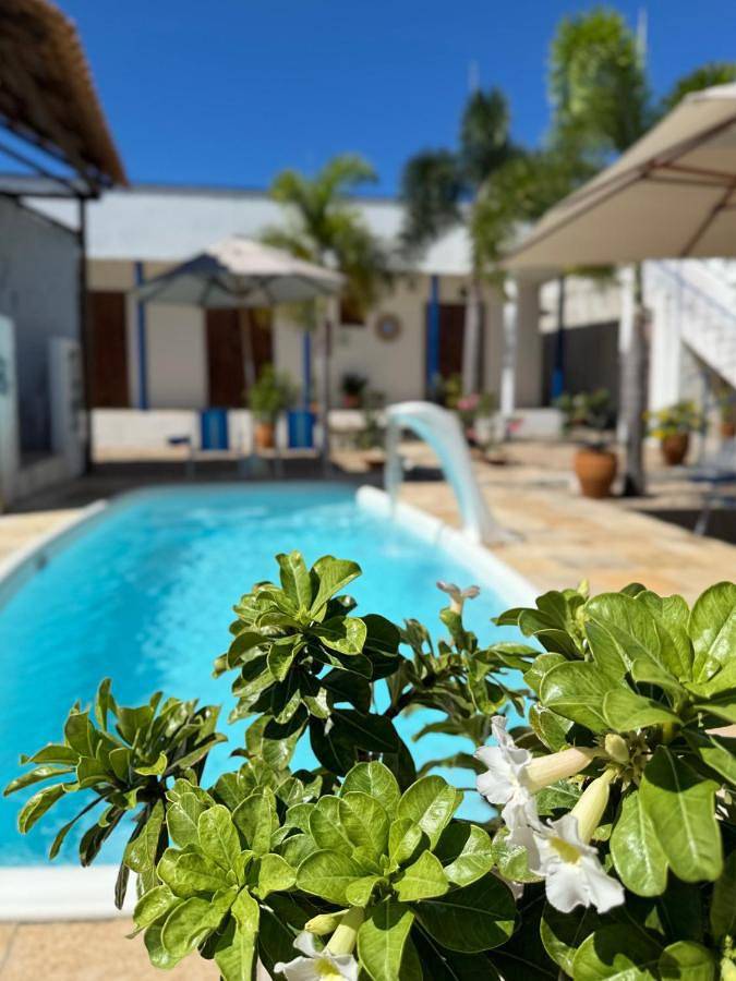 Casas e apartamentos de temporada para 2 pessoas, com piscina e terraço em Aquiraz
