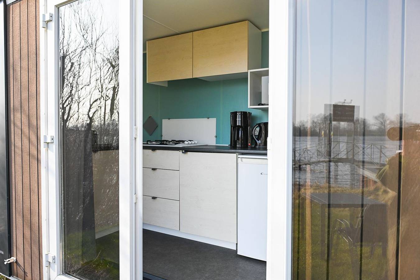 Mini-Ferienhaus Eidernest 1 – Dein naturnaher Rückzugsort an der Eider in Süderstapel, Eider-Treene-Sorge