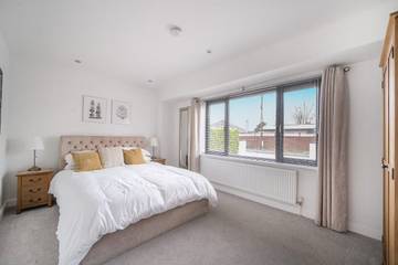 Holiday Letting for 3 People in Lymington, New Forest National Park, Photo 1
