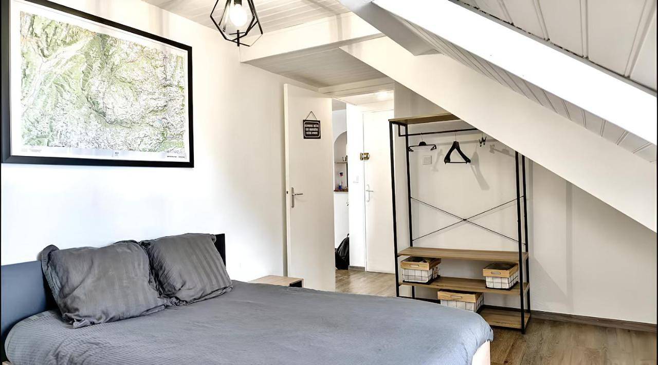 Appartement entier, One-Bedroom Apartment in Barberaz, Région de Chambéry