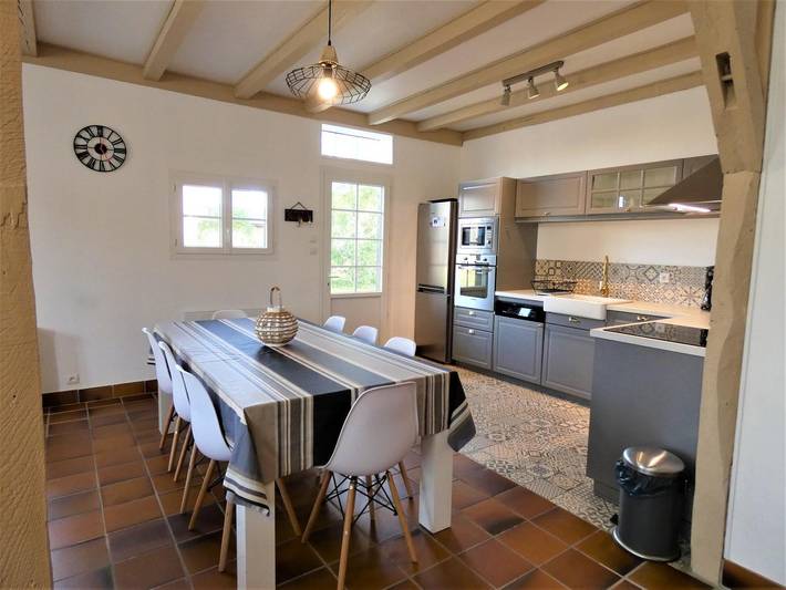 Gîte pour 8 personnes, avec jardin ainsi que terrasse et piscine à Linxe - 3