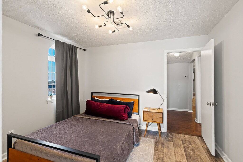 Ganze Wohnung, 2 Bed Condo across from Toomers Corner and Au Campus in Auburn (AL), Alabama