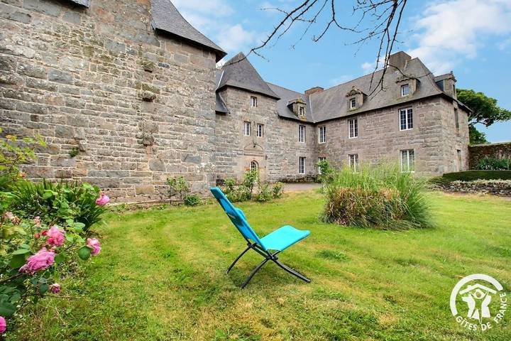 Gîte pour 2 personnes, avec jardin à Lanmodez - 3