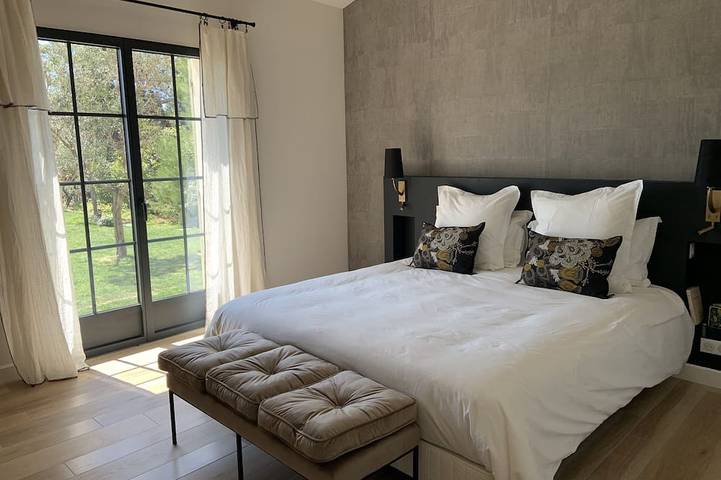 3 minutes from the center (Provencal village) and shops: Mas St Olive with swimming pool in Maussane-les-Alpilles, Arles und Umgebung
