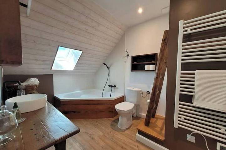 Gîte pour 8 personnes, avec jardin à Saint-Yrieix-le-Déjalat - 2