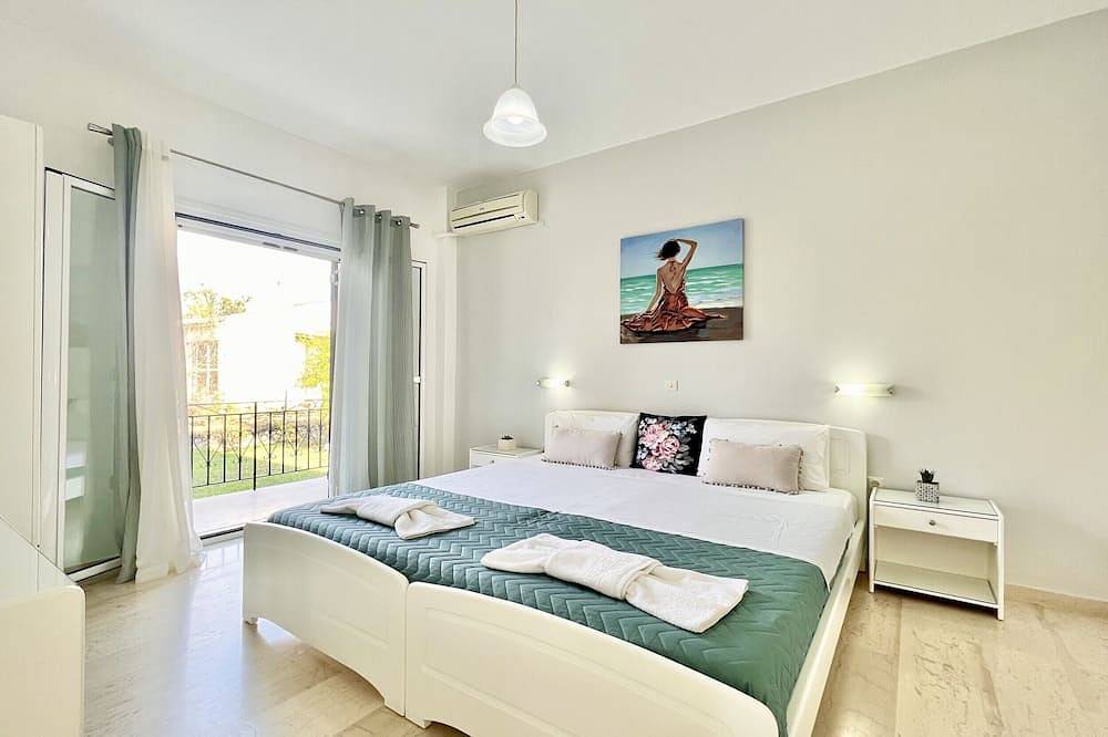 Villa Dafni with private pool in Roda, Korfu