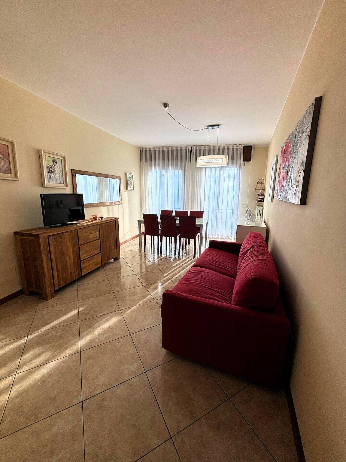 Entire apartment, Casa Lungolago in centro a Garda in Garda, Garda Mountains