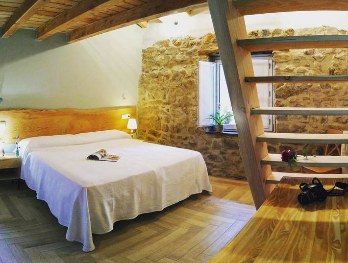 Casa rural para 4 personas, con Jacuzzi y Terraza además de Jardín y Piscina en Debabarrena