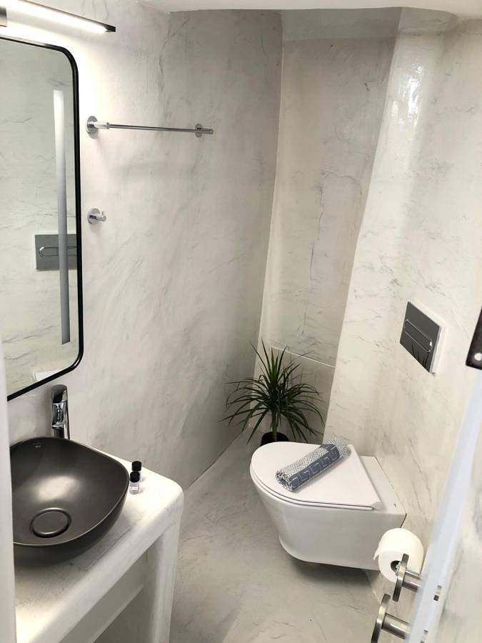 Maison d’hôte pour 3 personnes, avec terrasse et jardin à Thera - 4