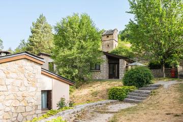 Gîte pour 5 personnes, avec terrasse et piscine, animaux acceptés dans Lozère