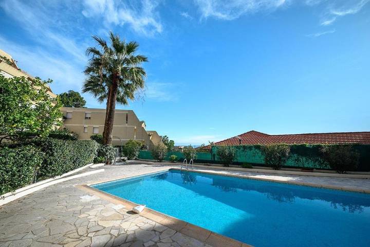 Ferienhaus für 3 Personen, mit Terrasse und Pool