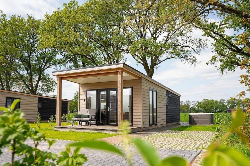 Kom tot rust in je eigen sauna en jacuzzi! in Rijssen, Sallandse Heuvelrug